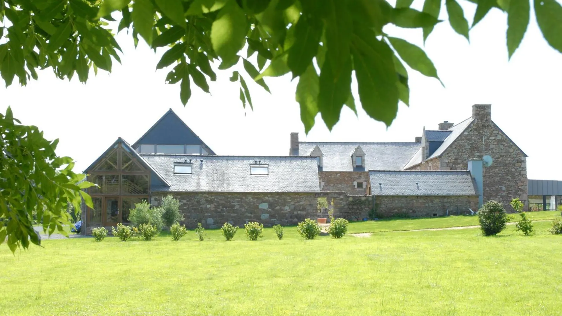 Domaine De Kermodest Hotel Quemper-Guezennec 3*,  France
