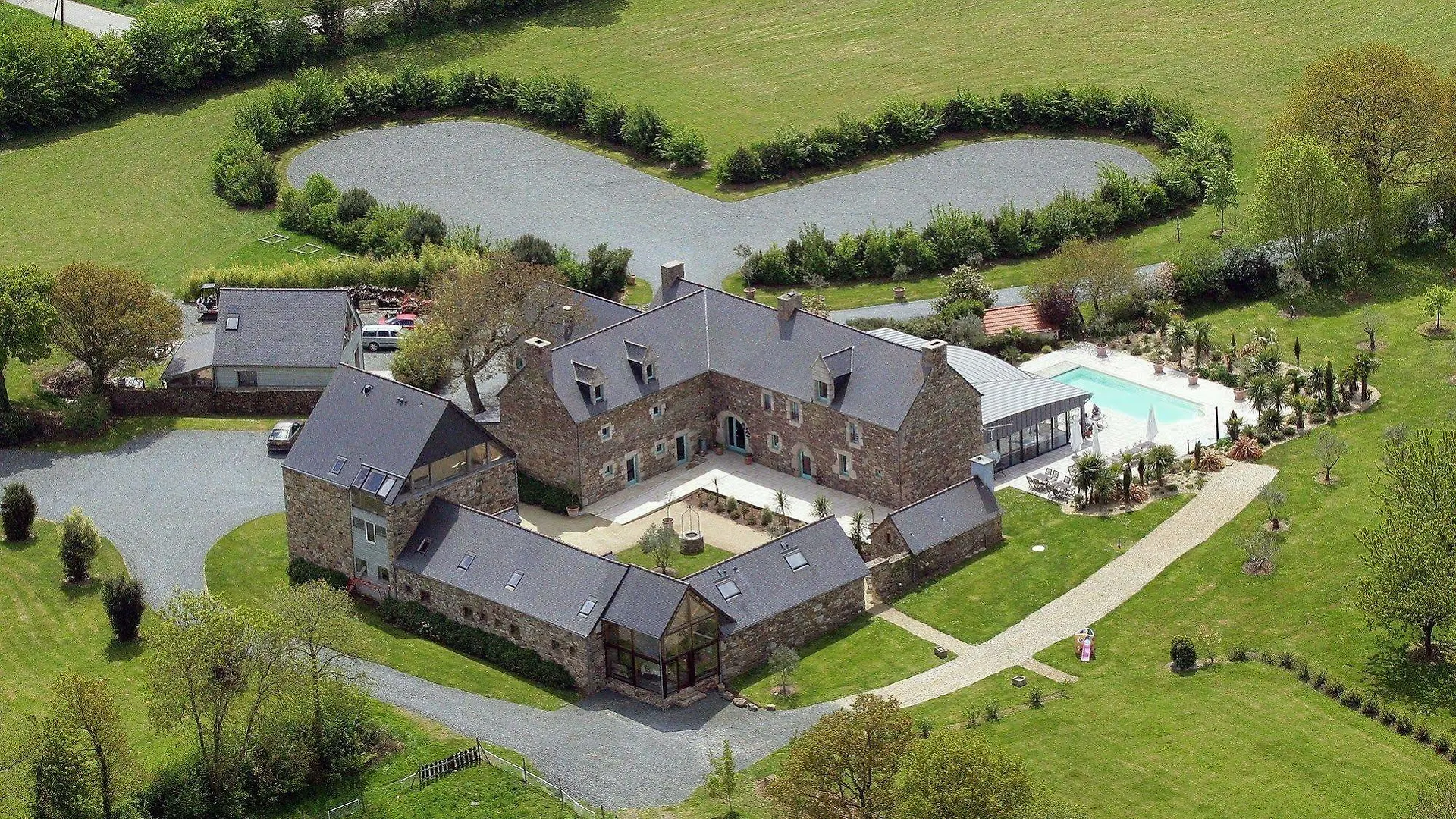 Domaine De Kermodest Hotel Quemper-Guezennec