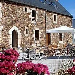 Domaine De Kermodest Hotel Quemper-Guezennec